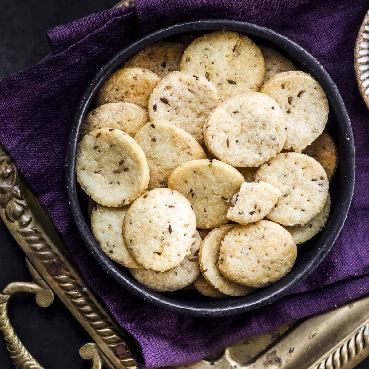 Farsi Puri by Jassi's Kitchen